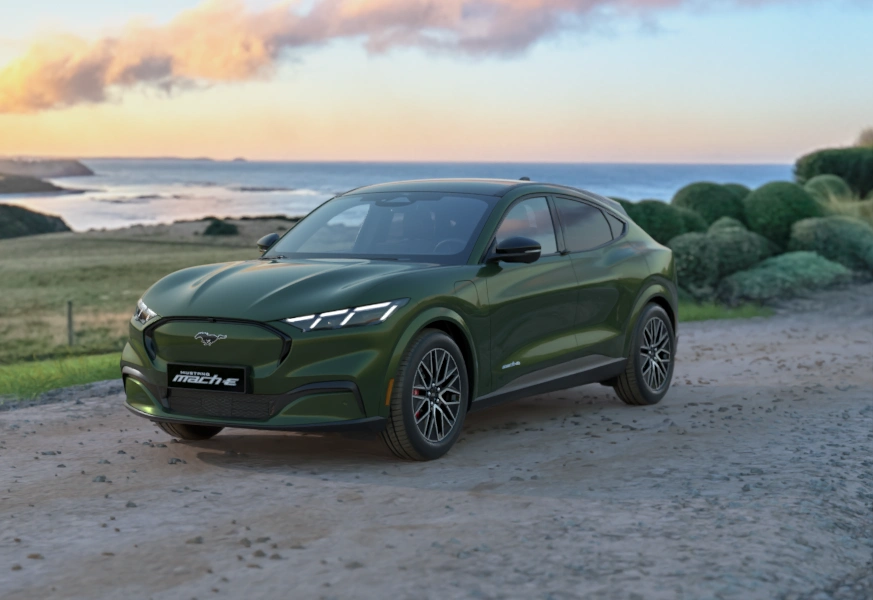 ford mustang mach e mau Sự kiện ra mắt Ford Territory facelift và Ford Mustang Mach E